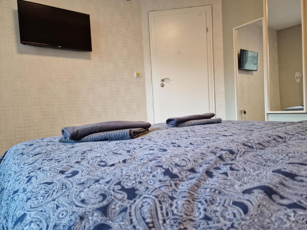 Marsselis Luxe Port Apartment Varna Eksteriør bilde