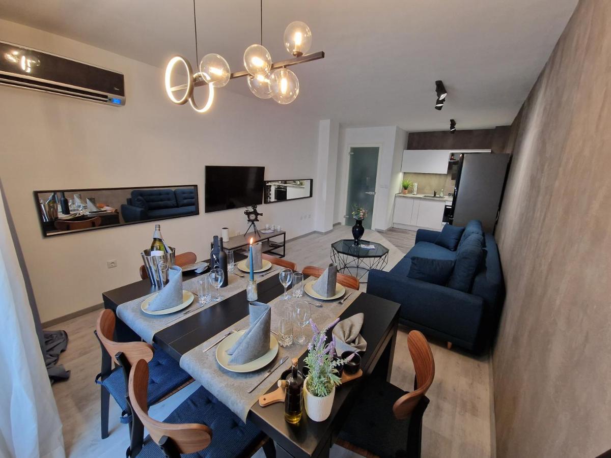 Marsselis Luxe Port Apartment Varna Eksteriør bilde